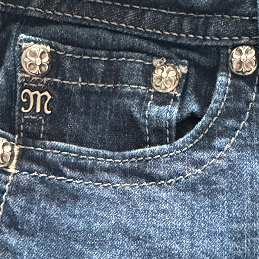 Women’s Miss Me Dark Blue Women's Straight-Leg Jeans size 30 JP6048T3